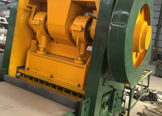 ভালো দাম শিট্রক এমডিএফ / এইচপিএল জন্য শাব্দ প্যানেল মুদ্রণ ছিদ্র মেশিন অনলাইন