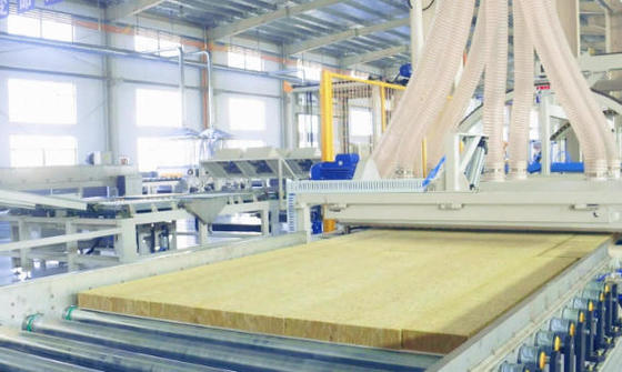 ভালো দাম Rock Wool Production Line with 10,000-60,000 Units Capacity High Temperature Curing and 1 Year Warranty for Mineral Wool Board অনলাইন