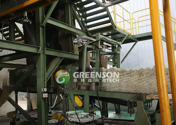 শক্তি খরচ 100-150kw এবং পিএলসি কন্ট্রোল সিস্টেমের সাথে উচ্চ দক্ষ খনিজ উল বোর্ড উত্পাদন লাইন