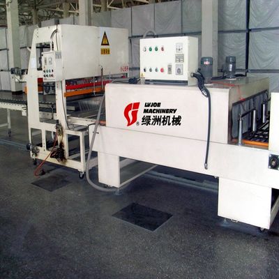হাউস অভ্যন্তরীণ পিভিসি Laminated সজ্জা সিলিং বোর্ড ল্যামিনেশন মেশিন