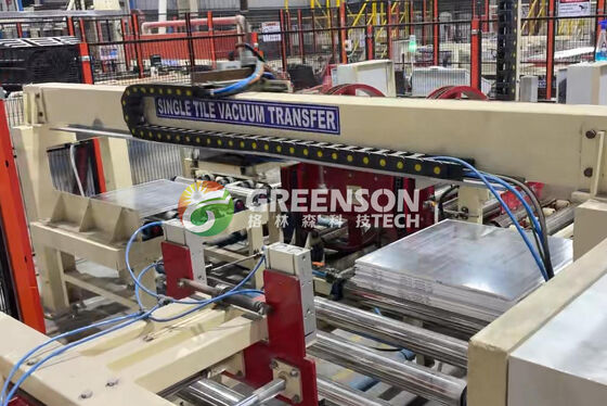 ভালো দাম 15m/min ল্যামিনেটিং স্পিড এবং 1300mm কার্যকরী প্রস্থের সাথে পিভিসি ল্যামিনেটেড জিপসাম সিলিং টাইলসের জন্য স্বয়ংক্রিয় জিপসাম বোর্ড ল্যামিনেশন মেশিন অনলাইন