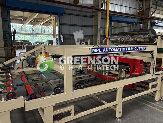 ভালো দাম 1300 মিমি কার্যকরী ল্যামিনেটিং প্রস্থের পিভিসি জিপসাম বোর্ড ল্যামিনেটিং মেশিন, 15m/min গতি, এবং জিপসাম সিলিং টাইল উৎপাদনের জন্য 2-6 মিলিয়ন বর্গমিটার ক্ষমতা অনলাইন