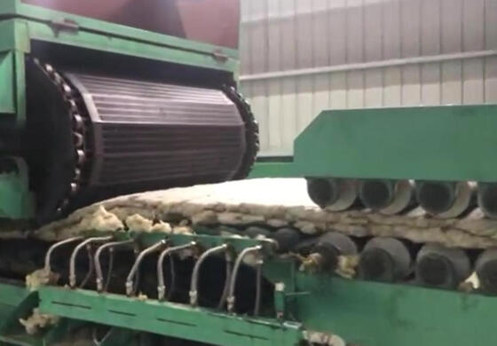 ভালো দাম ১.২ মিটার প্রস্থের মিনারেল উল বোর্ড তৈরির জন্য স্বয়ংক্রিয় পিএলসি নিয়ন্ত্রিত রক উল উৎপাদন লাইন অনলাইন