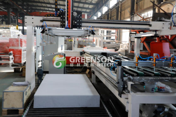 ভালো দাম High Efficiency Dust Free Cutting Gypsum Board Slitting Machine For 100mm Wide Slats অনলাইন