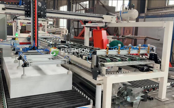 ভালো দাম Industrial Gypsum Board Saw Machine 3 Pieces/Minute Cutting Speed For 1200 Mm*2400 Mm Boards Dust Free Operation অনলাইন
